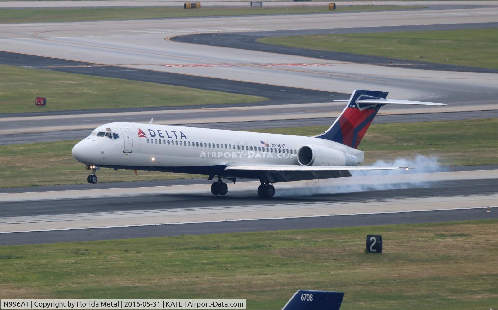 N996AT, 2002 Boeing 717-200 C/N 55140, Delta