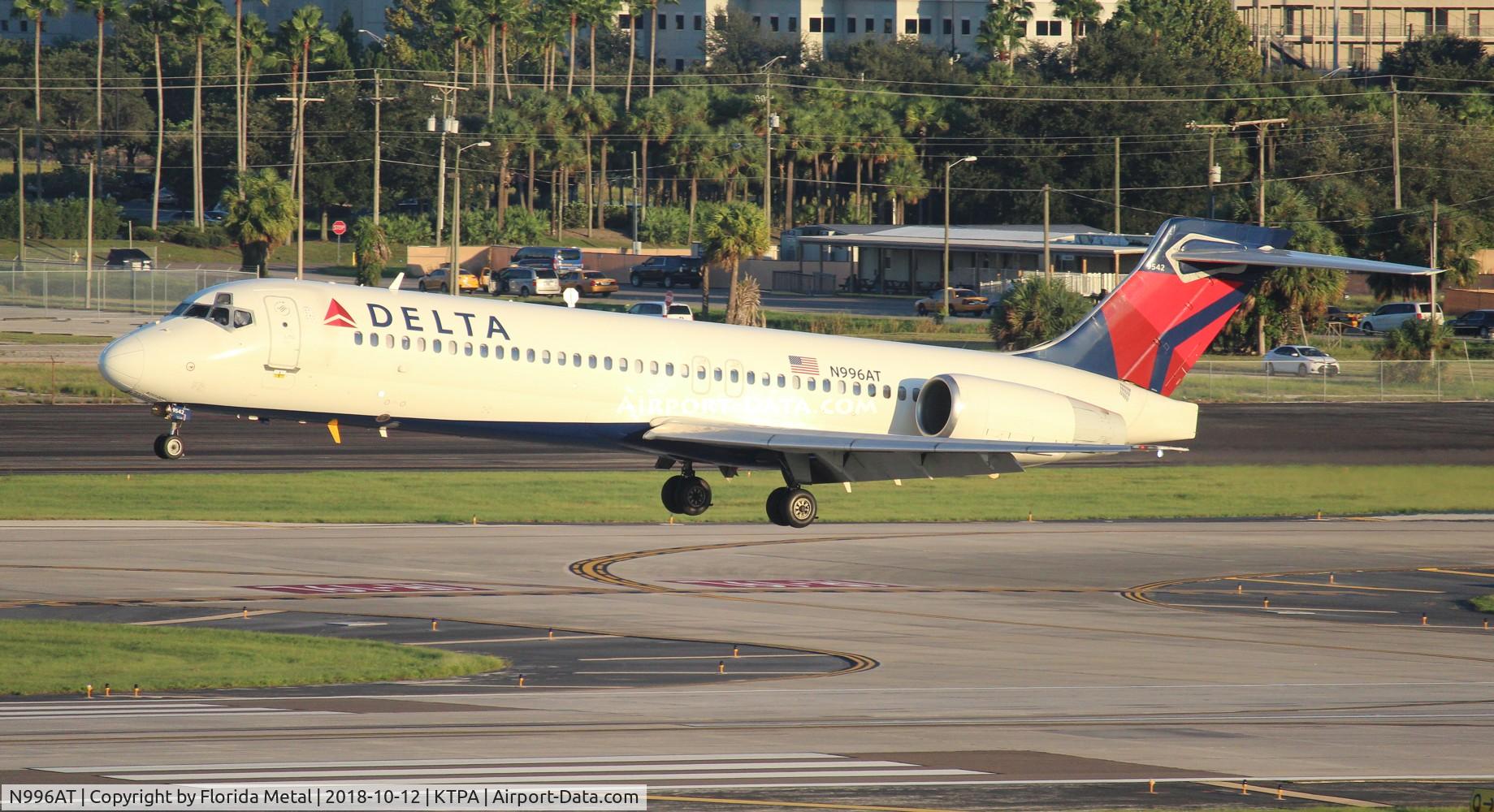 N996AT, 2002 Boeing 717-200 C/N 55140, Delta