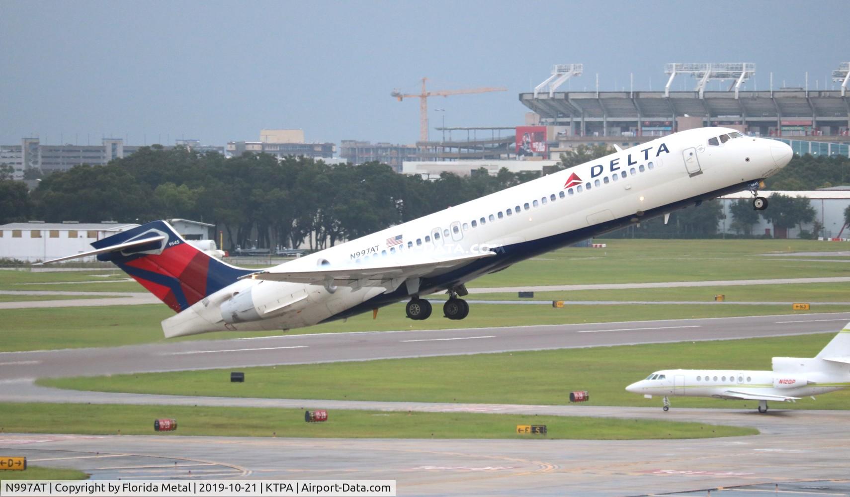 N997AT, 2002 Boeing 717-200 C/N 55141, Delta at TPA