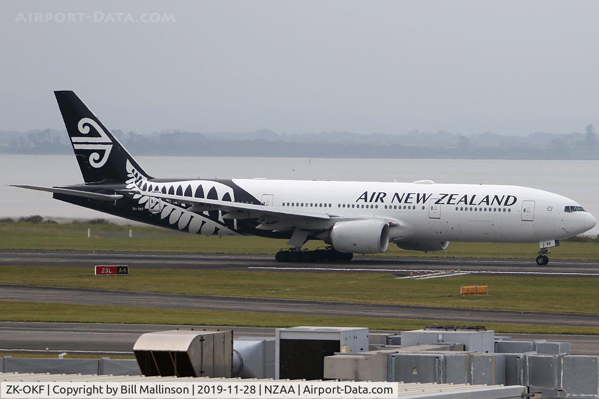 ZK-OKF, 2006 Boeing 777-219/ER C/N 34378, NZ81 to HKG