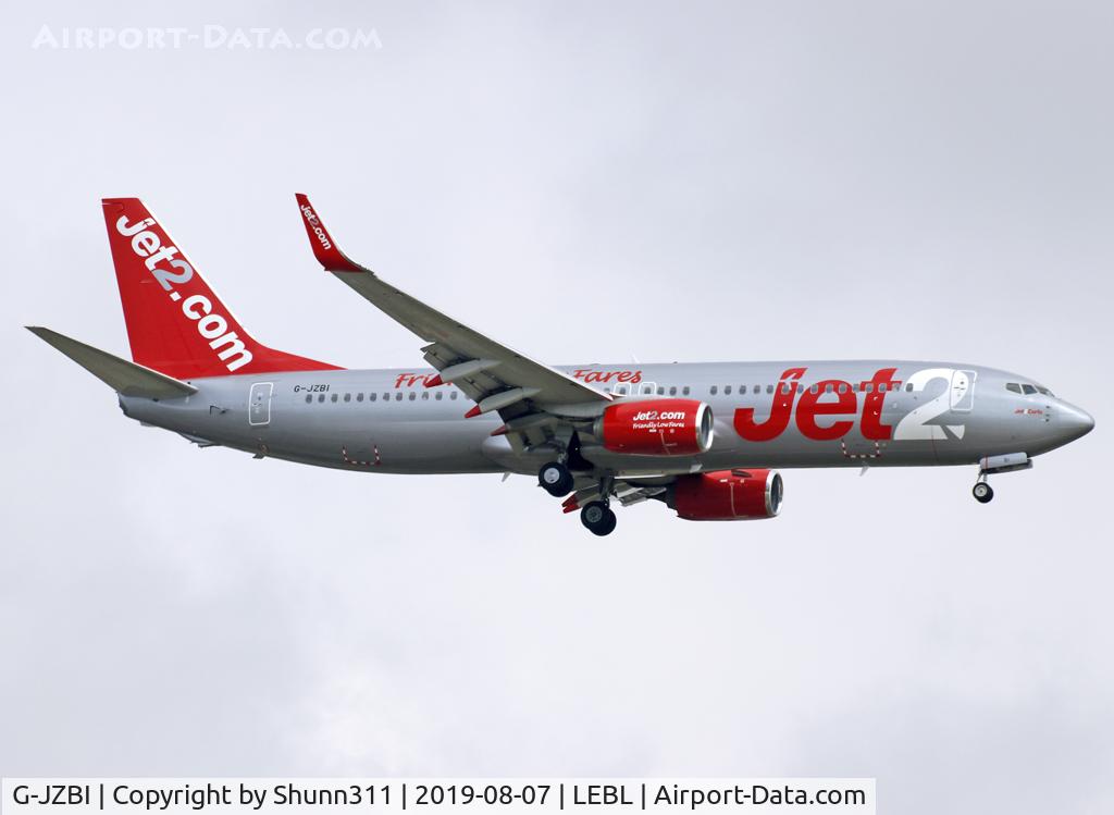 G-JZBI, 2018 Boeing 737-800 C/N 63166, Landing rwy 07L
