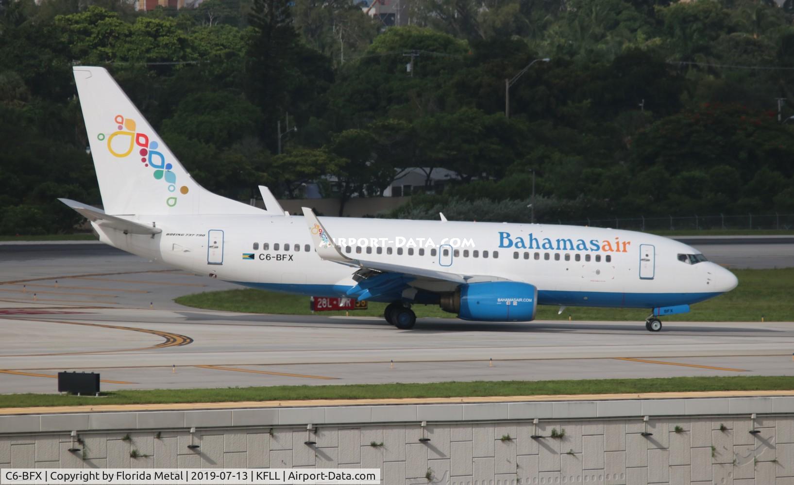 C6-BFX, 2003 Boeing 737-790 C/N 30662, FLL spotting