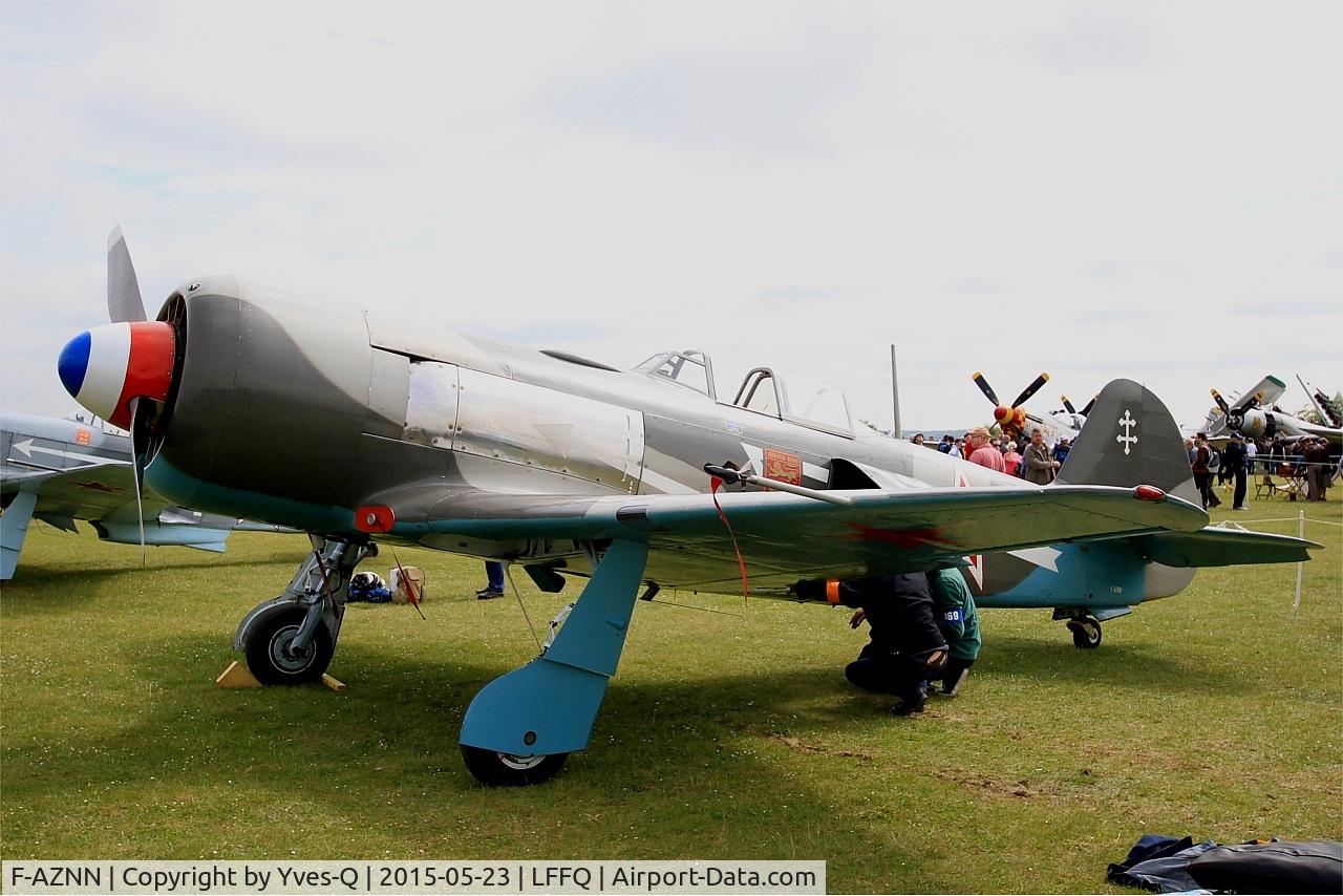 F-AZNN, Yakovlev Yak-11 C/N 25 III/05, Yakovlev YAK-11, Static display, La Ferté-Alais airfield (LFFQ) Airshow 2015