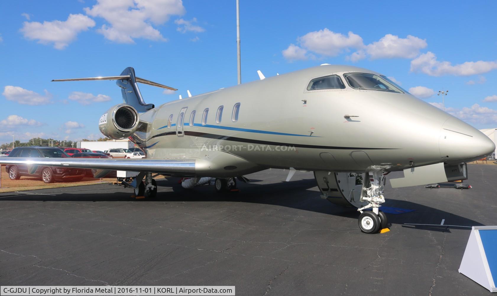 C-GJDU, 2015 Bombardier Challenger 350 (BD-100-1A10) C/N 20519, ORL NBAA 2016