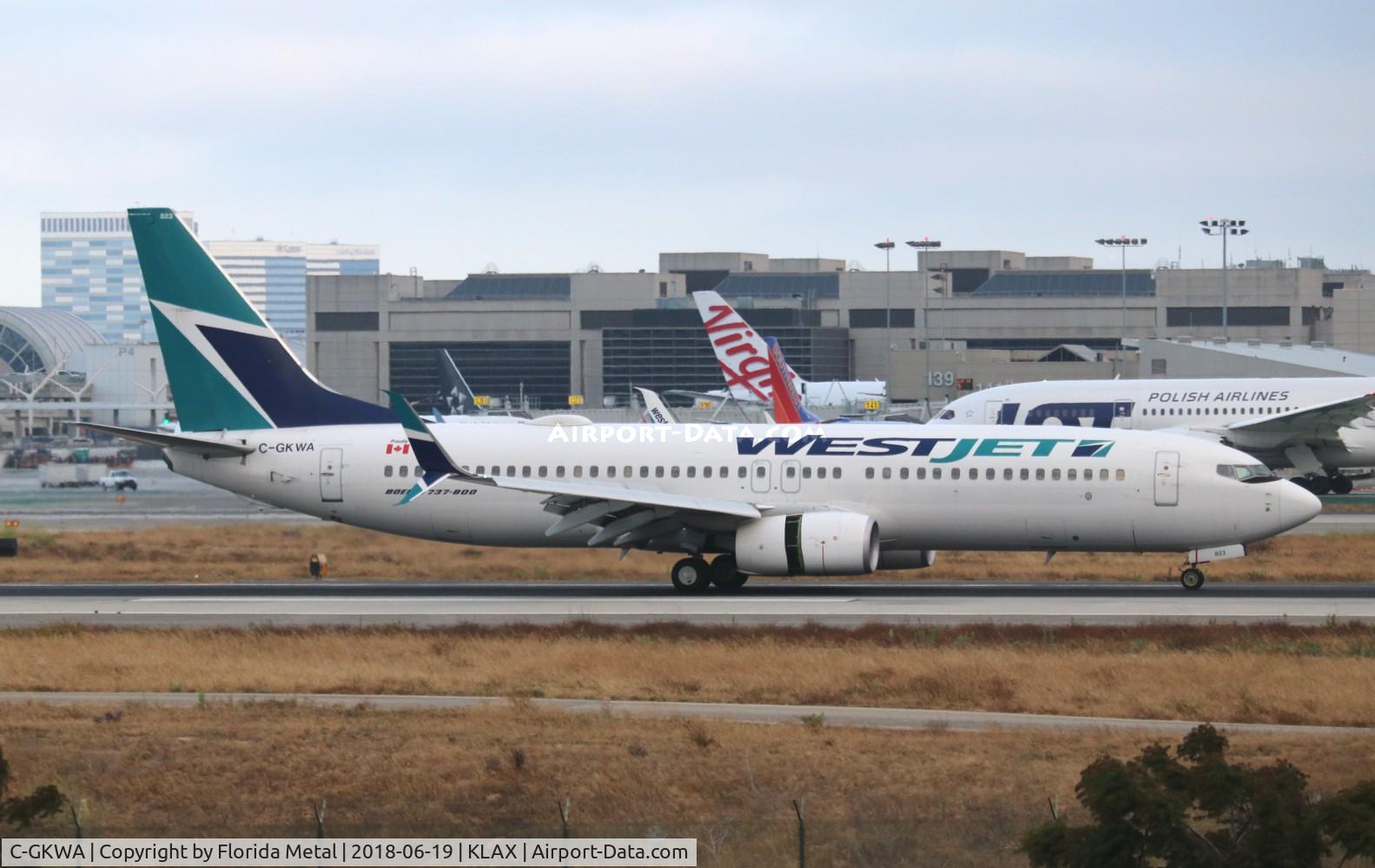 C-GKWA, 2013 Boeing 737-8CT C/N 39089, LAX spotting