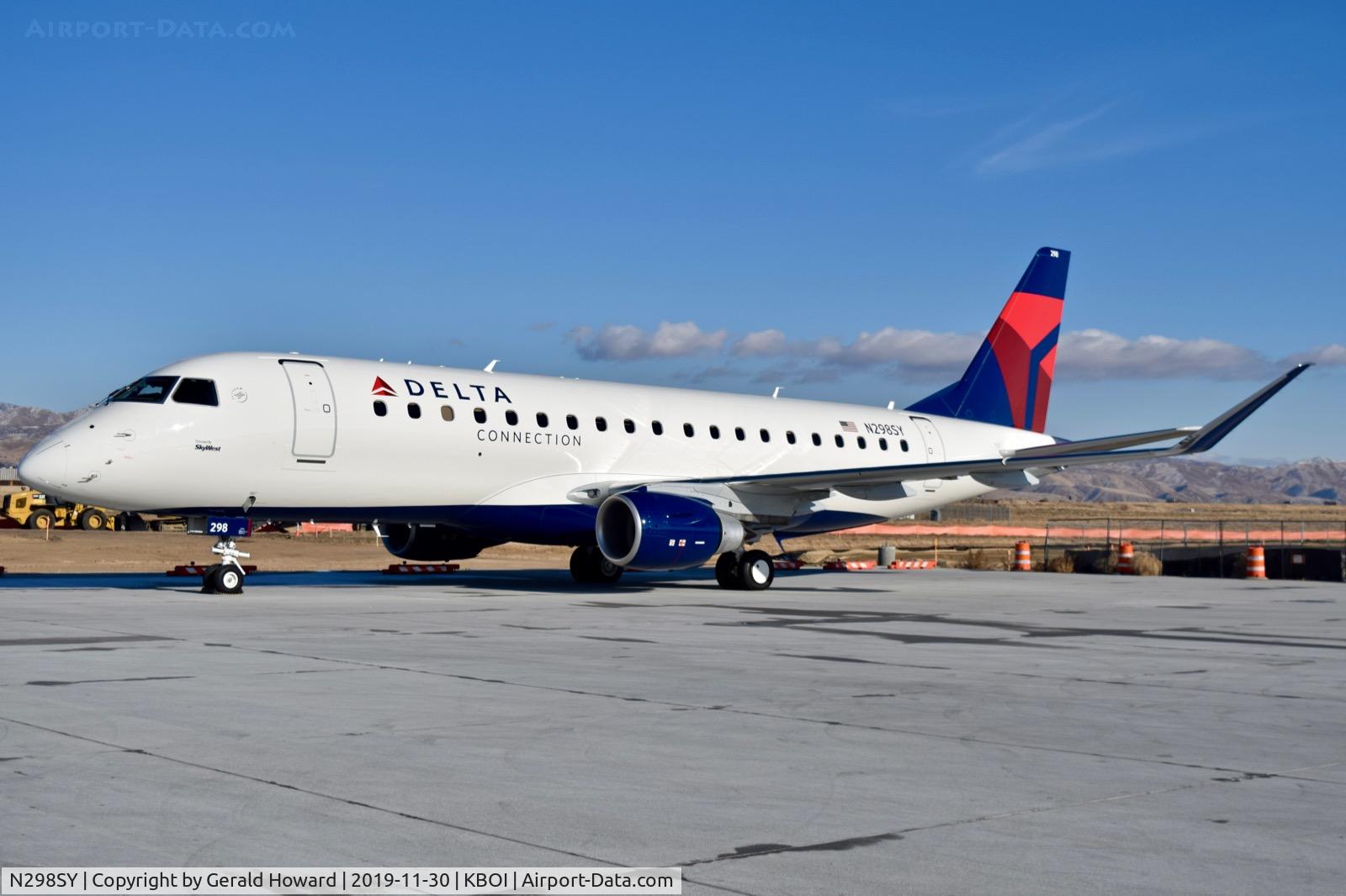 N298SY, 2019 Embraer 175LR (ERJ-170-200LR) C/N 17000832, Parked on the Skywest maintenance ramp for final flight checks.