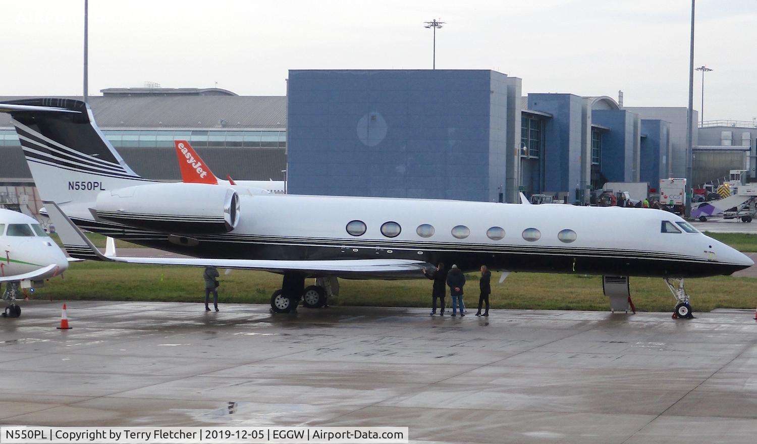 N550PL, 2008 Gulfstream Aerospace GV-SP (G550) C/N 5218, At Luton