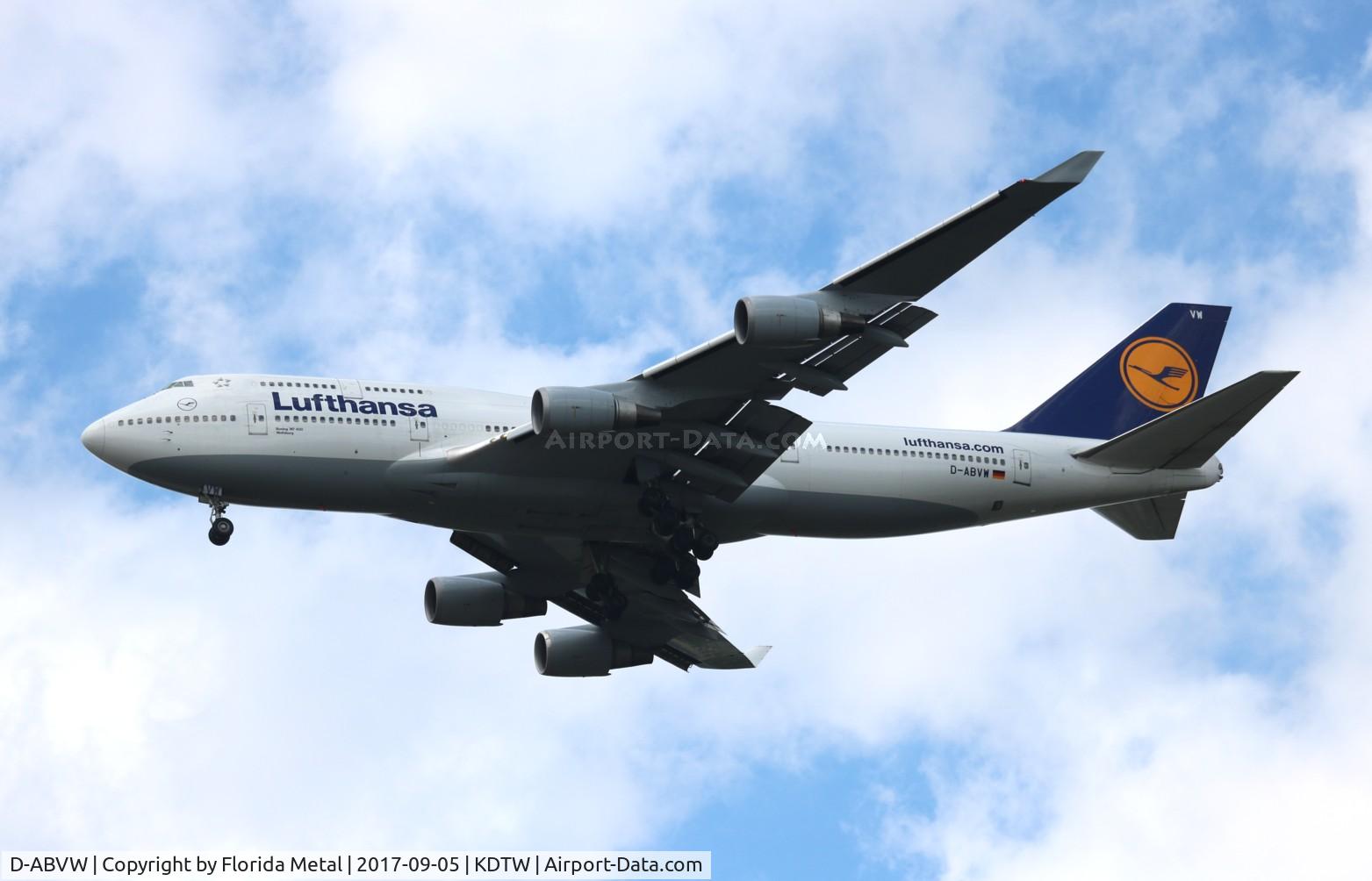 D-ABVW, 1999 Boeing 747-430 C/N 29493, DTW spotting
