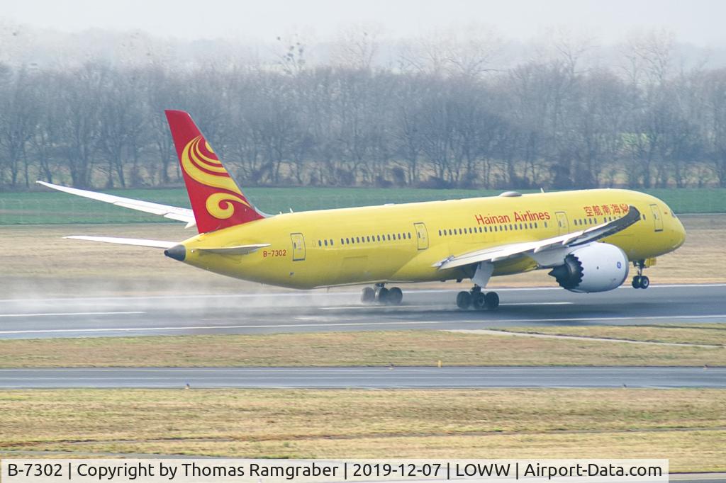 B-7302, 2017 Boeing 787-9 Dreamliner C/N 62719, Hainan Airlines Boeing 787-9 Dreamliner