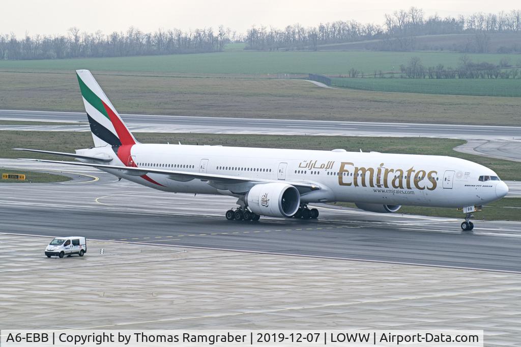 A6-EBB, 2005 Boeing 777-36N/ER C/N 32789, Emirates Boeing 777-300