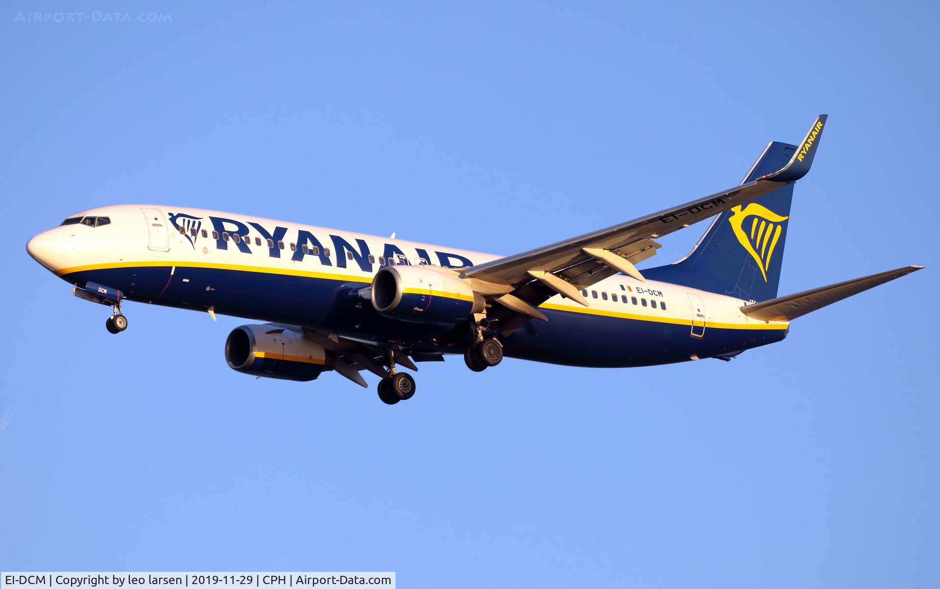 EI-DCM, 2004 Boeing 737-8AS C/N 33807, Copenhagen 29.11.2019 L/D R-30