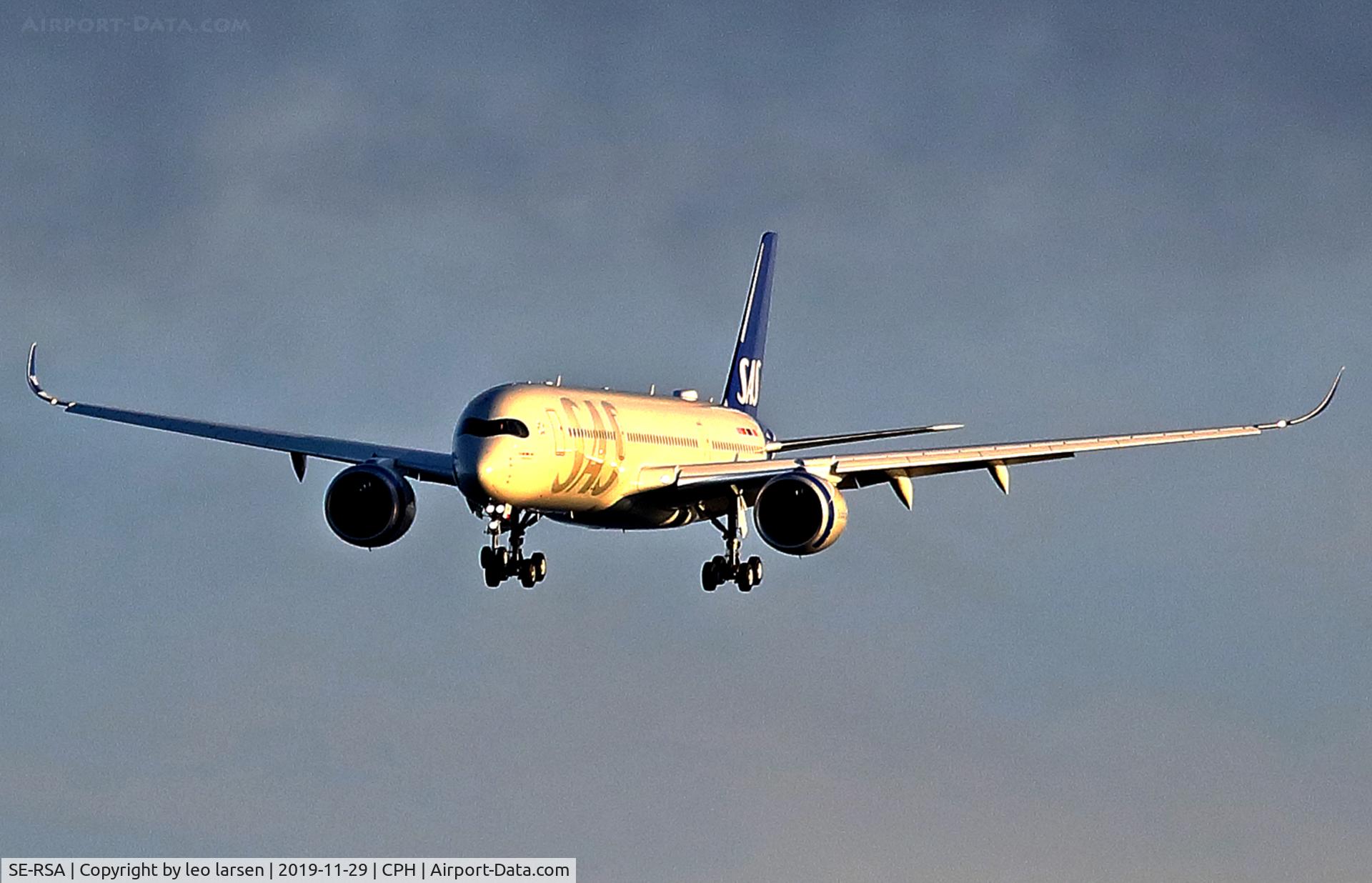 SE-RSA, 2019 Airbus A350-941 C/N 358, Copenhagen 29.11.2019 L/D R-30 on delivery flight.