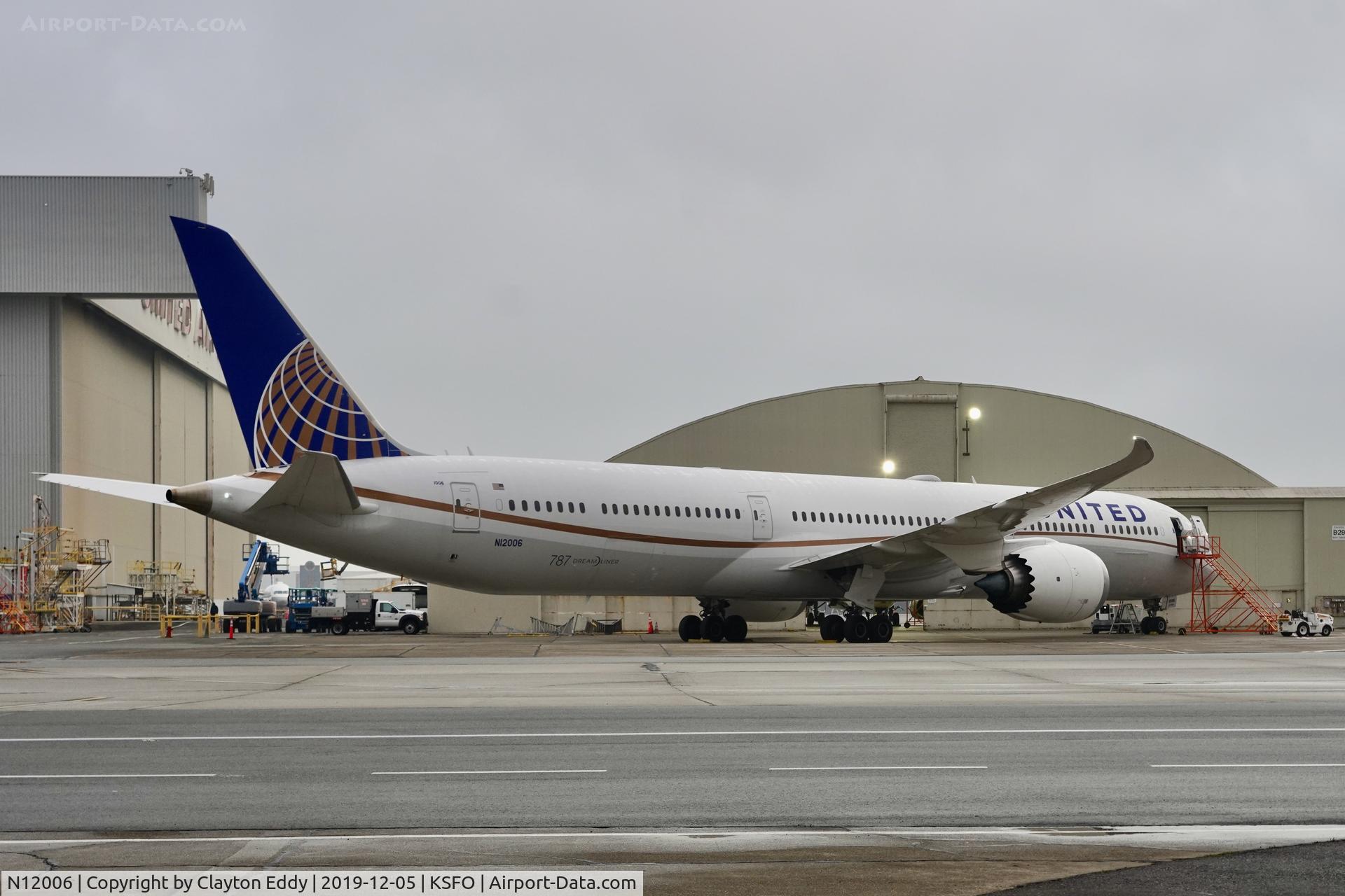 N12006, 2019 Boeing 787-10 Dreamliner C/N 60140, SFO 2019.