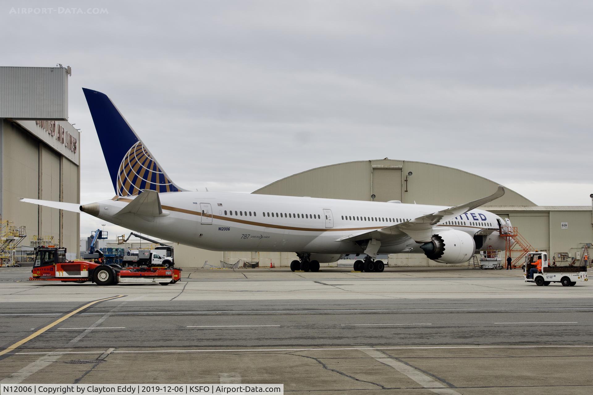 N12006, 2019 Boeing 787-10 Dreamliner C/N 60140, SFO 2019.