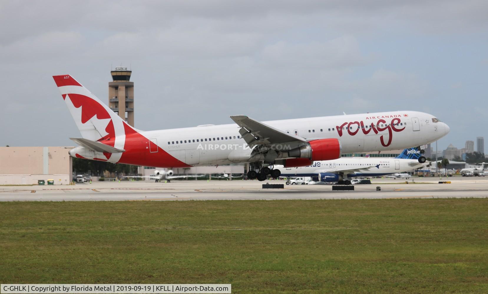C-GHLK, 1992 Boeing 767-35H C/N 26388, FLL spotting