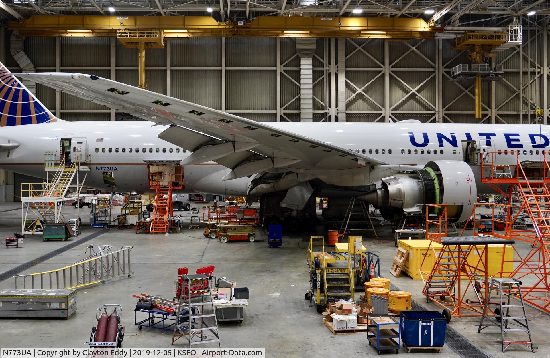 N773UA, 1995 Boeing 777-222 C/N 26929, SFO 2019.