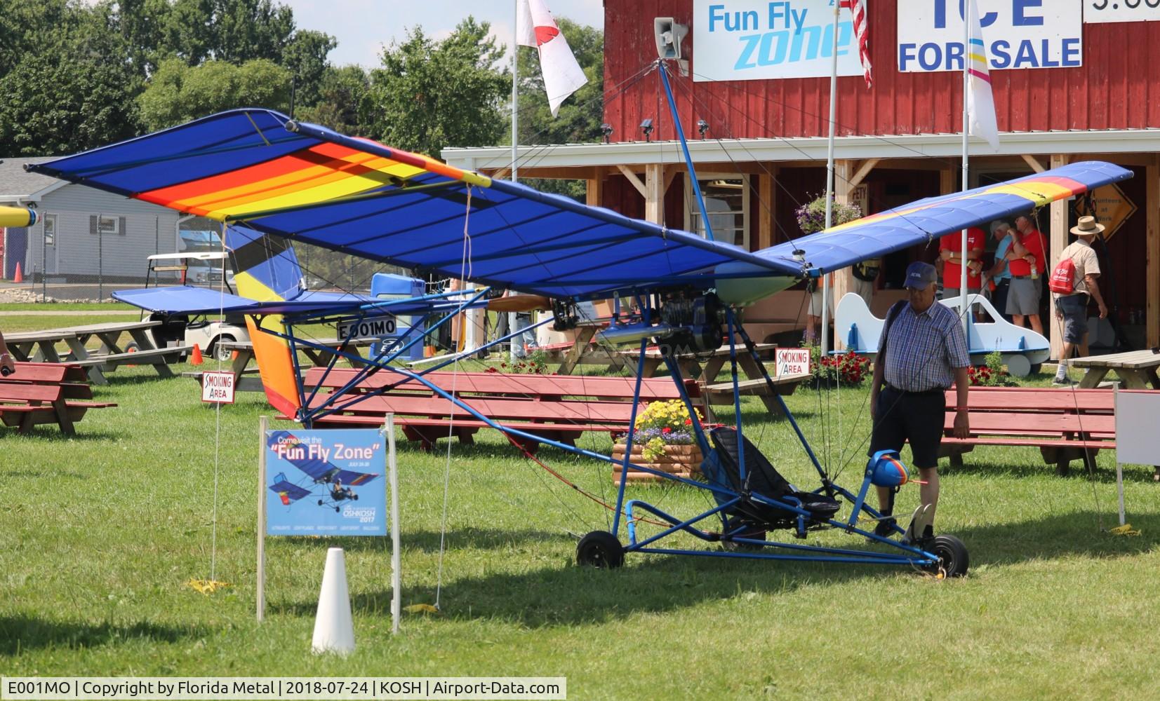 E001MO, Eipper Quicksilver MX C/N 5992, OSH 2018