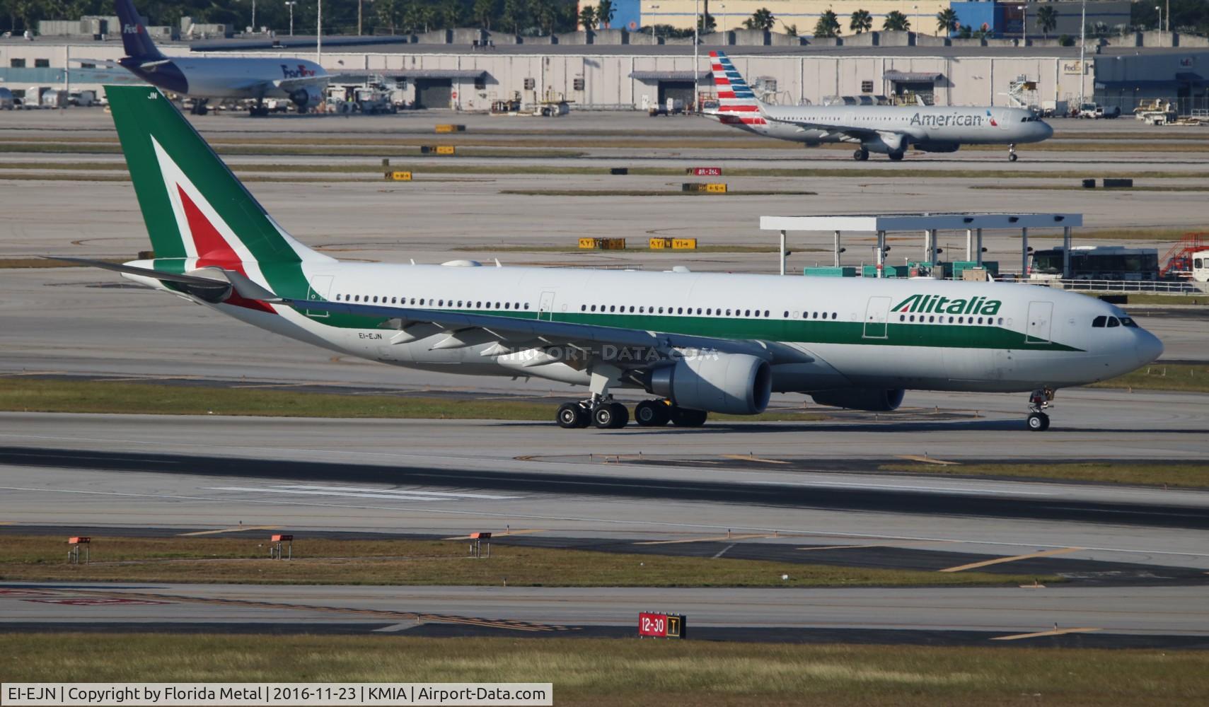 EI-EJN, 2012 Airbus A330-202 C/N 1313, MIA 2016