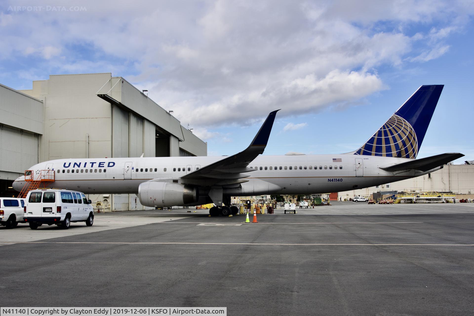 N41140, 2000 Boeing 757-224 C/N 30353, SFO 2019.
