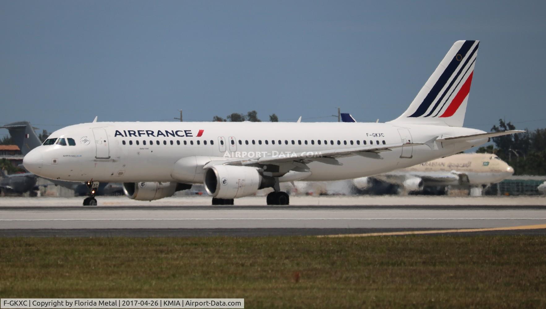 F-GKXC, 2001 Airbus A320-214 C/N 1502, MIA 2017
