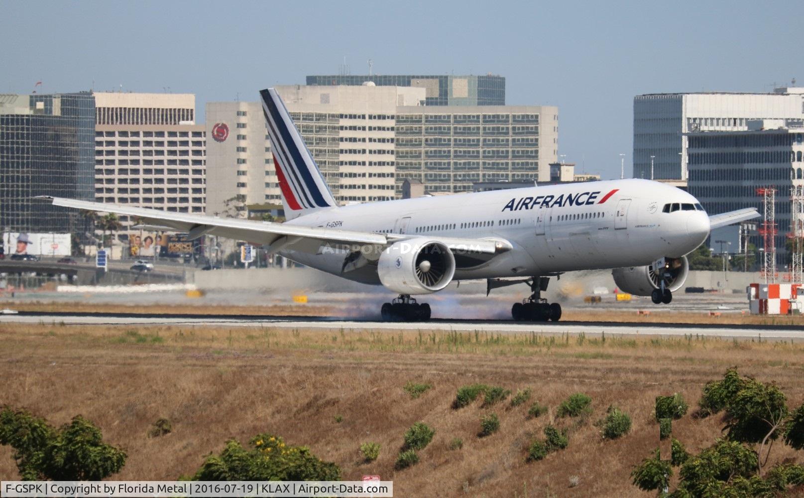 F-GSPK, 2000 Boeing 777-228/ER C/N 29010, LAX 2016