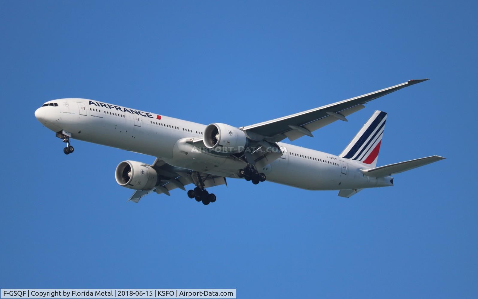 F-GSQF, 2004 Boeing 777-328/ER C/N 32849, SFO 2018