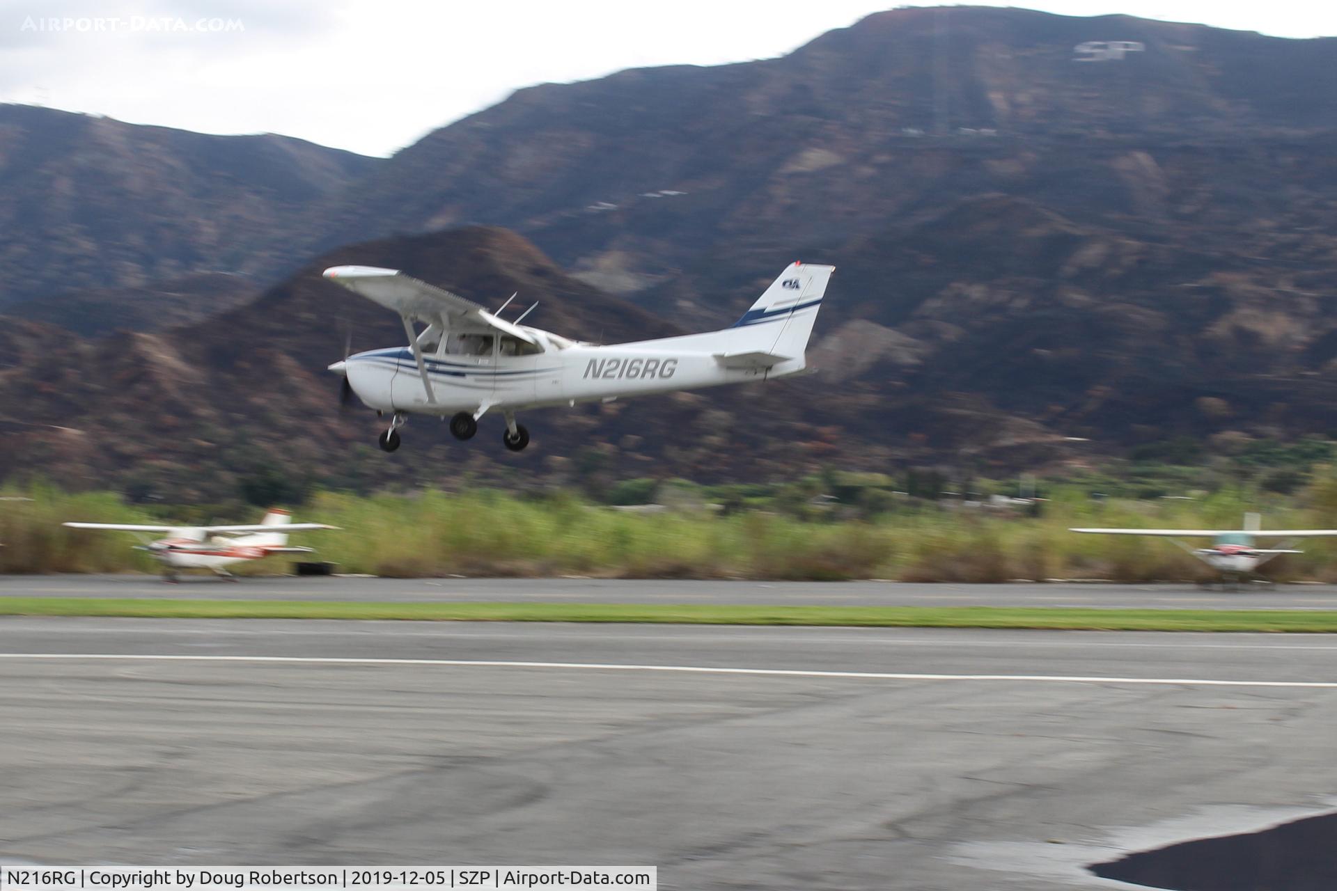 N216RG, 1981 Cessna 172P C/N 17275183, 1981 Cessna 172P, Lycoming O-320-D2J 160 Hp, on final Rwy 04