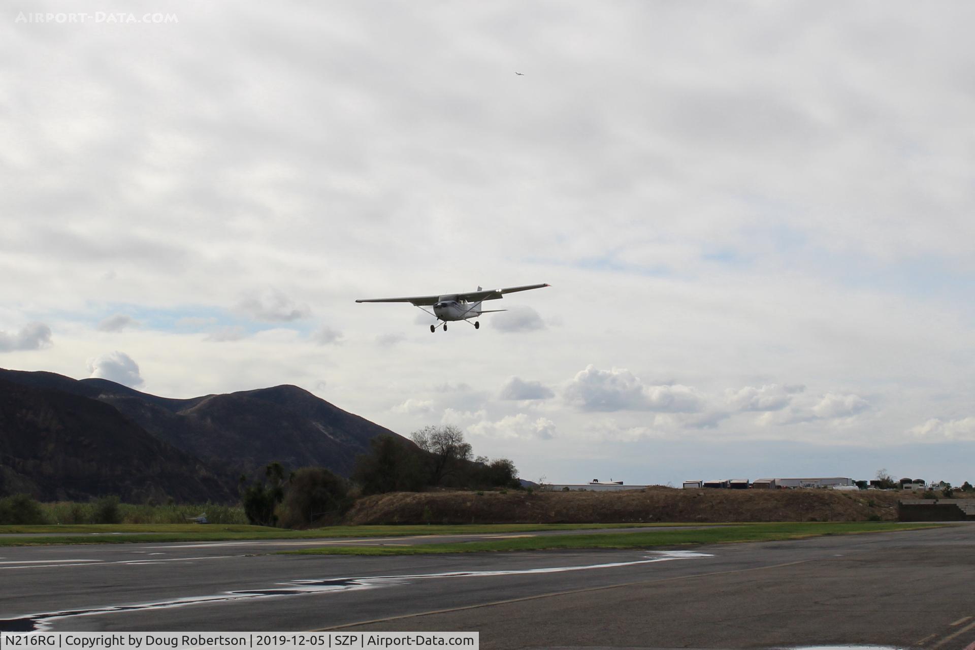 N216RG, 1981 Cessna 172P C/N 17275183, 1981 Cessna 172P, Lycoming O-320-D2J 160 Hp, on final Rwy 04
