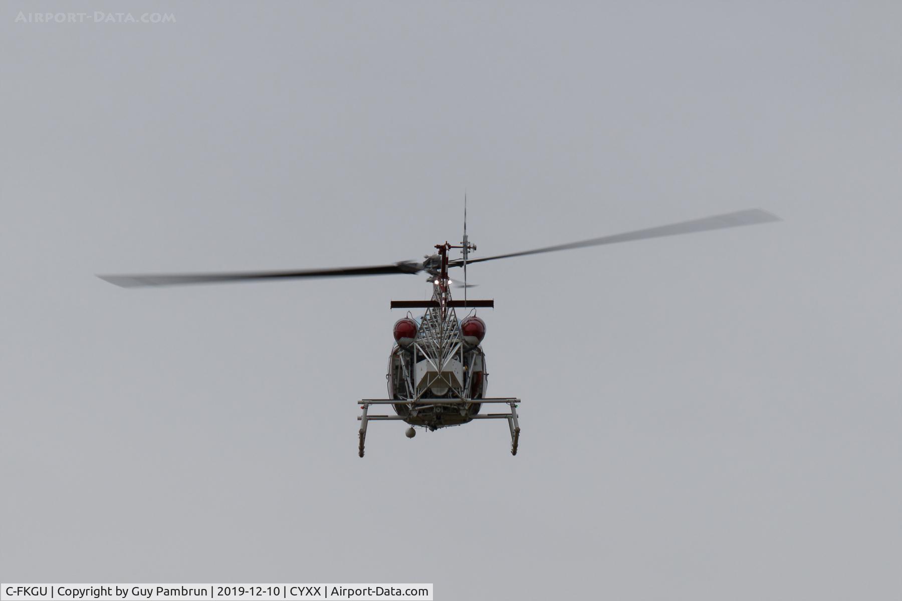 C-FKGU, 1956 Bell 47G-2 C/N 2183, Landing