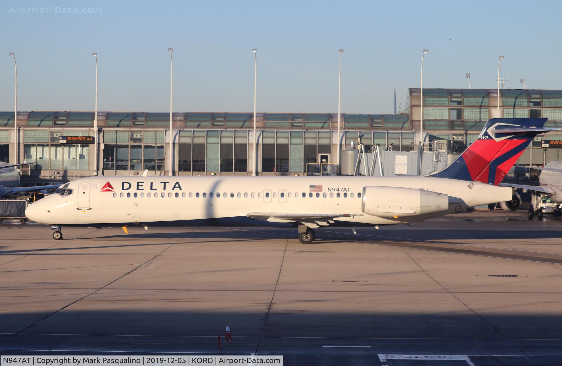 N947AT, 1999 Boeing 717-200 C/N 55010, Boeing 717-200