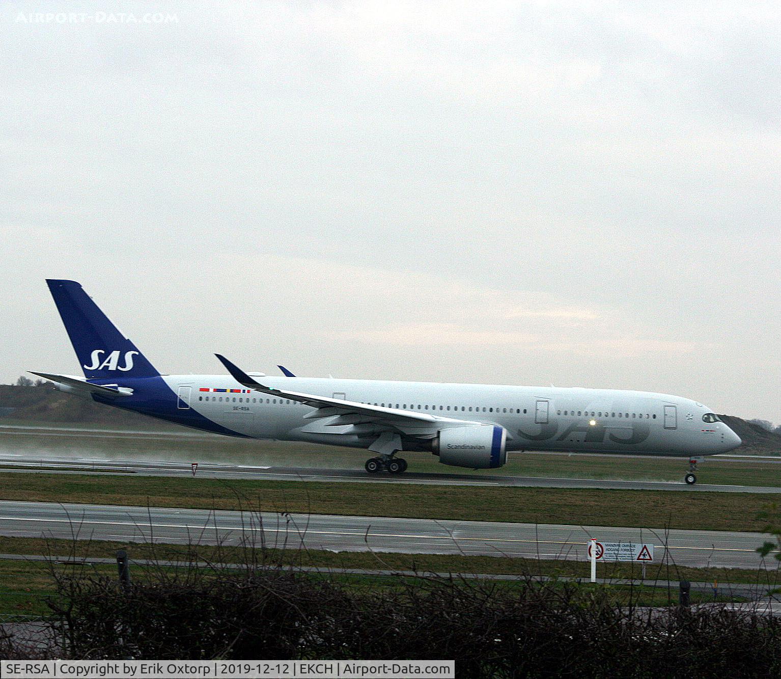 SE-RSA, 2019 Airbus A350-941 C/N 358, SE-RSA taking off rw 22R