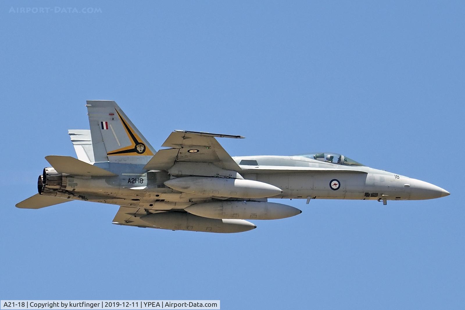 A21-18, 1987 McDonnell Douglas F/A-18A Hornet C/N 382/AF-18, McDonnell-Douglas FA-18A. A21-18 RAAF Base Pearce 111219