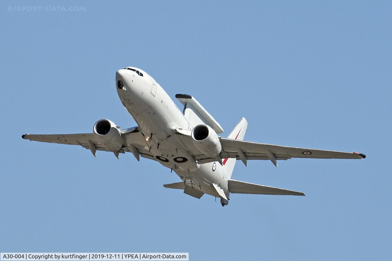 A30-004, 2006 Boeing E-7A Wedgetail (737-7ES) C/N 33477, Boeing E-7A Wedgetail A30-004. RAAF Base Pearce 11/12/19.