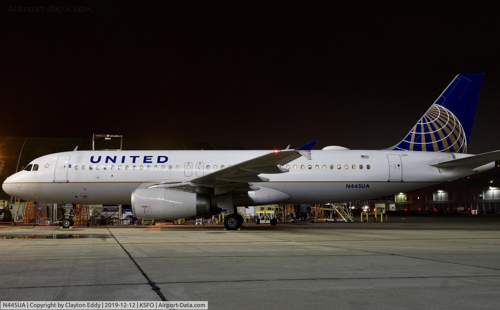 N445UA, 1998 Airbus A320-232 C/N 826, SFO 2019.