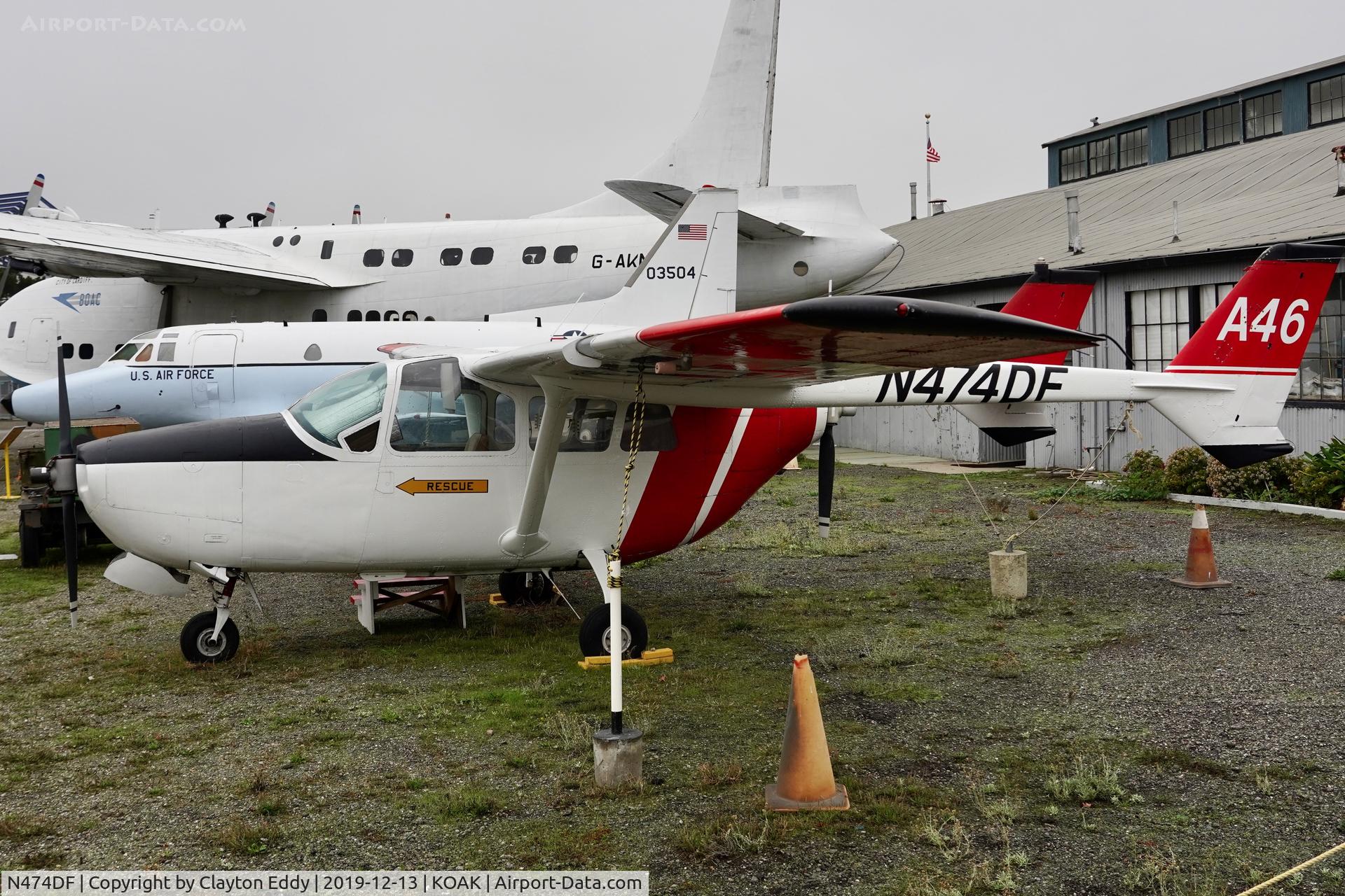 N474DF, 1968 Cessna O-2A Super Skymaster Super Skymaster C/N 337M0318, Western Aerospace Museum Oakland Airport 2019.
