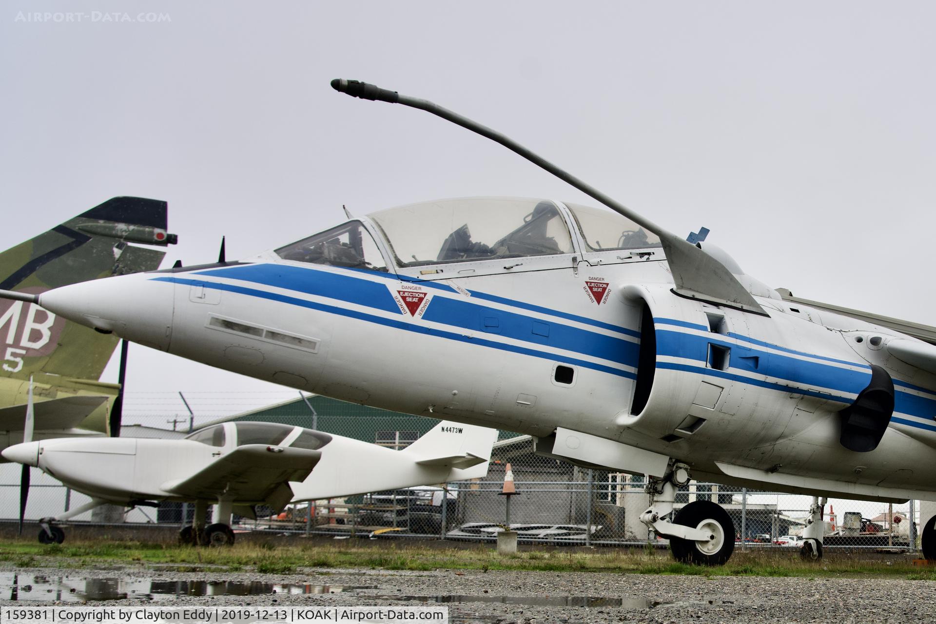 159381, Hawker Siddeley TAV-8A Harrier C/N 212021, Western Aerospace Museum Oakland Airport 2019.