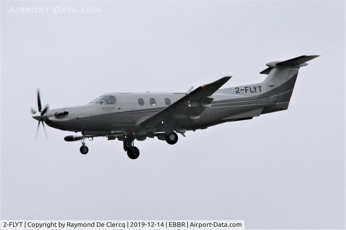 2-FLYT, 2007 Pilatus PC-12/47 C/N 802, Short final at Brussels Airport.