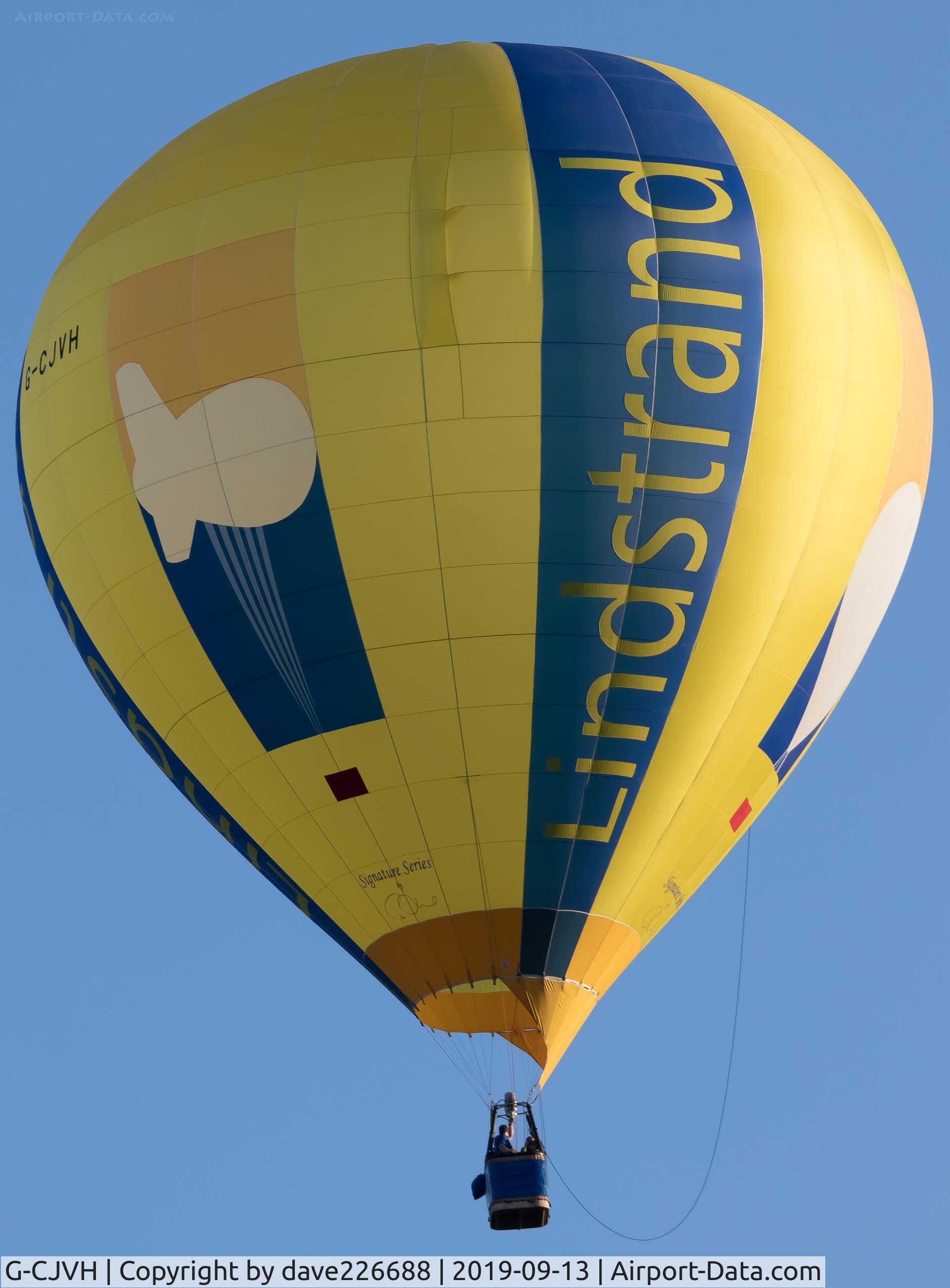 G-CJVH, 2017 Lindstrand LTL Series 1-105 C/N 023, G CJVH at th 2019 Longleat Skysafari
