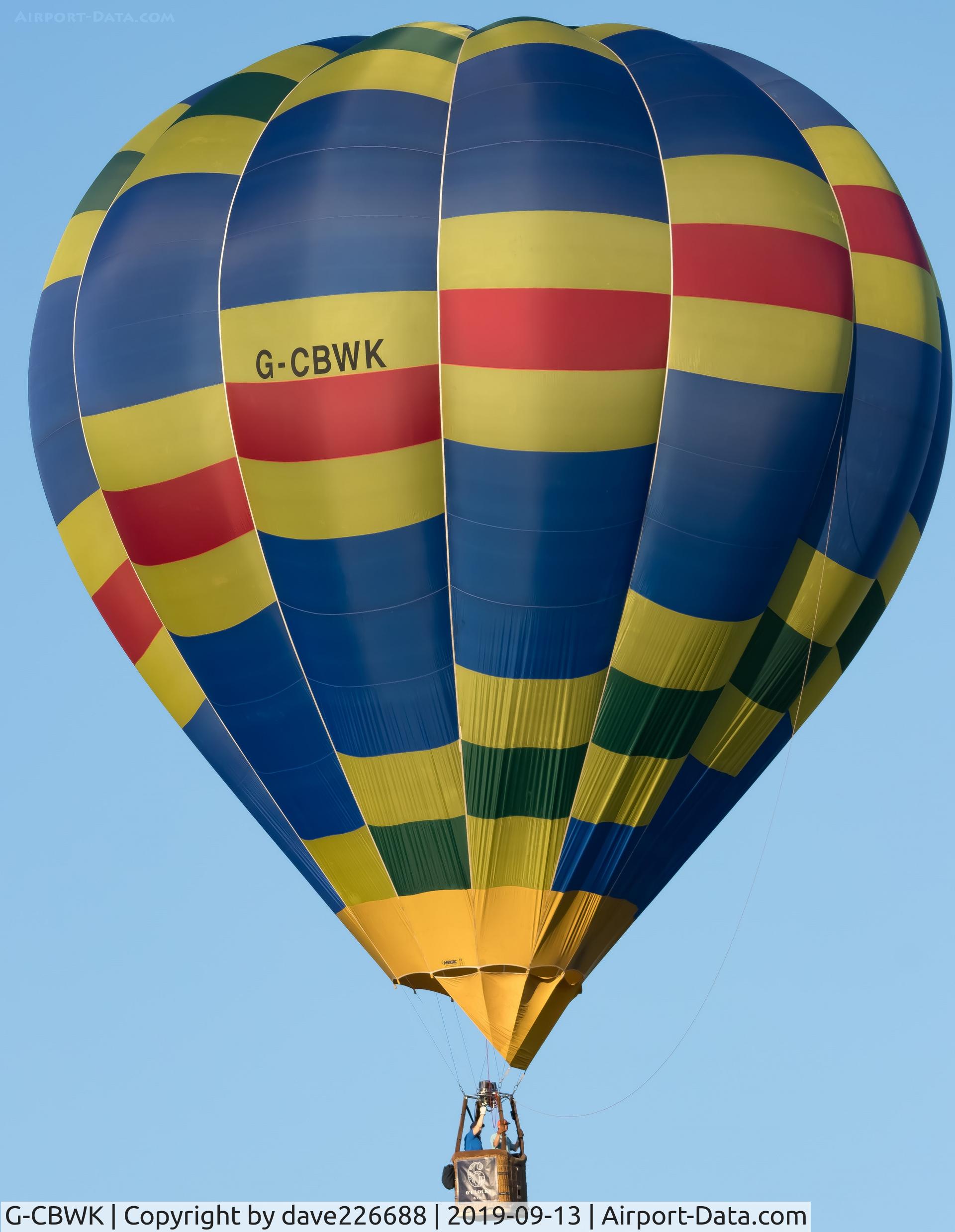G-CBWK, 2002 UltraMagic H-77 C/N 77/218, G CBWK at the Longleat Skysafari