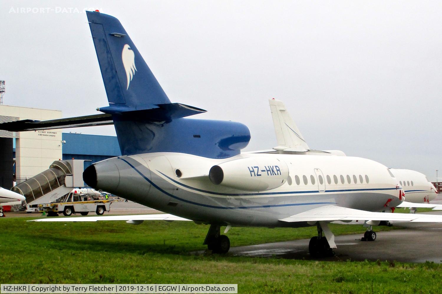 HZ-HKR, 1998 Dassault Falcon 900B C/N 173, at Luton