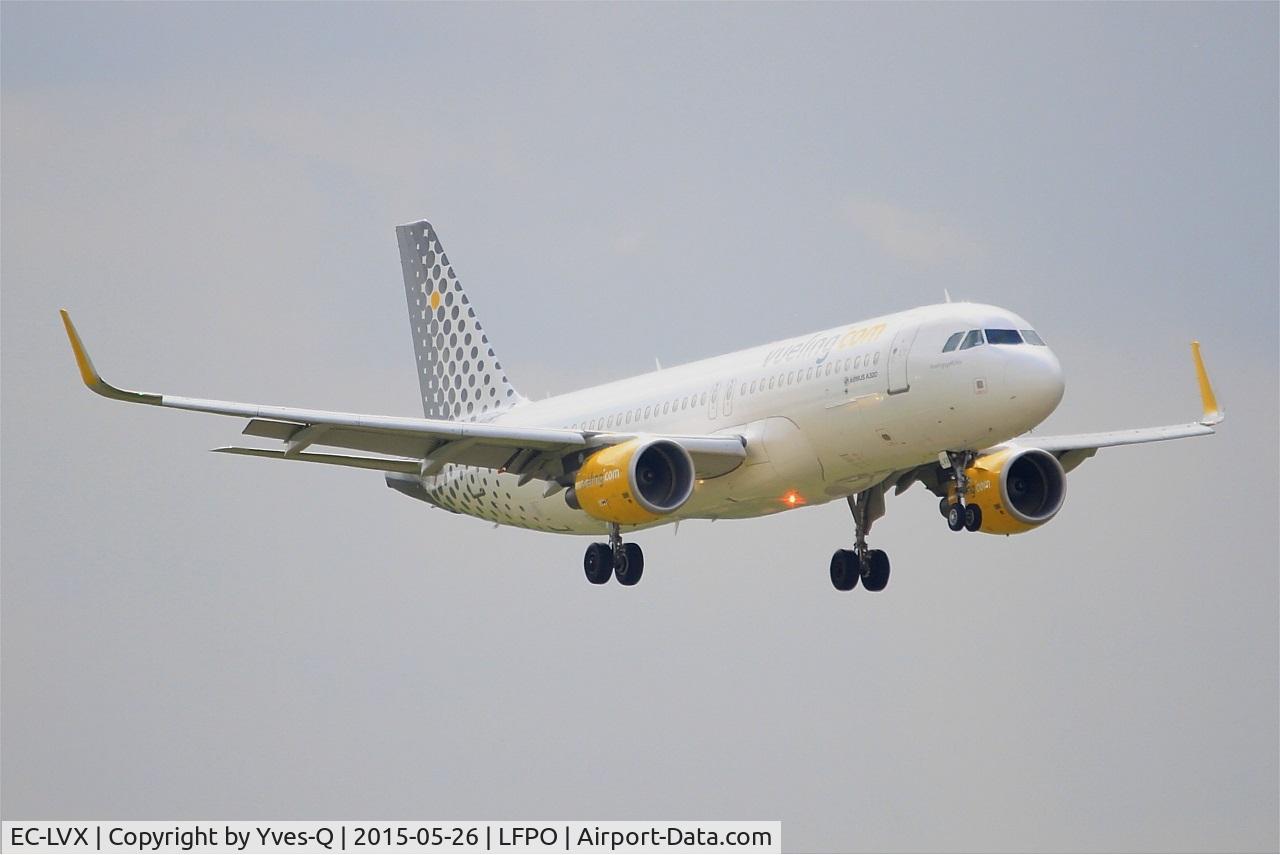 EC-LVX, 2013 Airbus A320-214 C/N 5673, Airbus A320-214, Short approach rwy 06, Paris-Orly airport (LFPO-ORY)