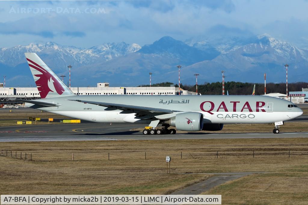 A7-BFA, 2010 Boeing 777-FDZ C/N 36098, Taxiing