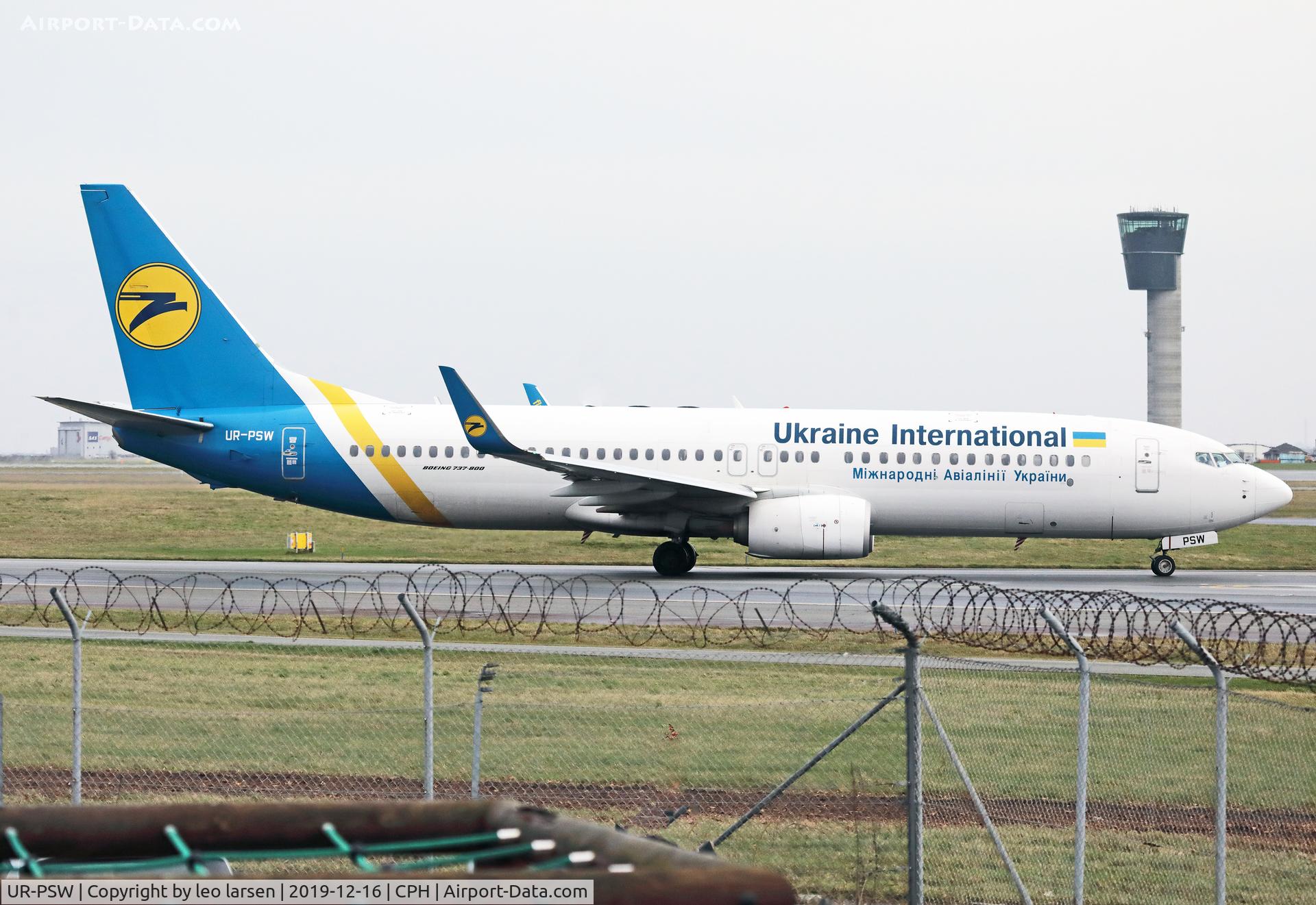 UR-PSW, 2017 Boeing 737-8KV C/N 41536, Copenhagen 16.12.2019