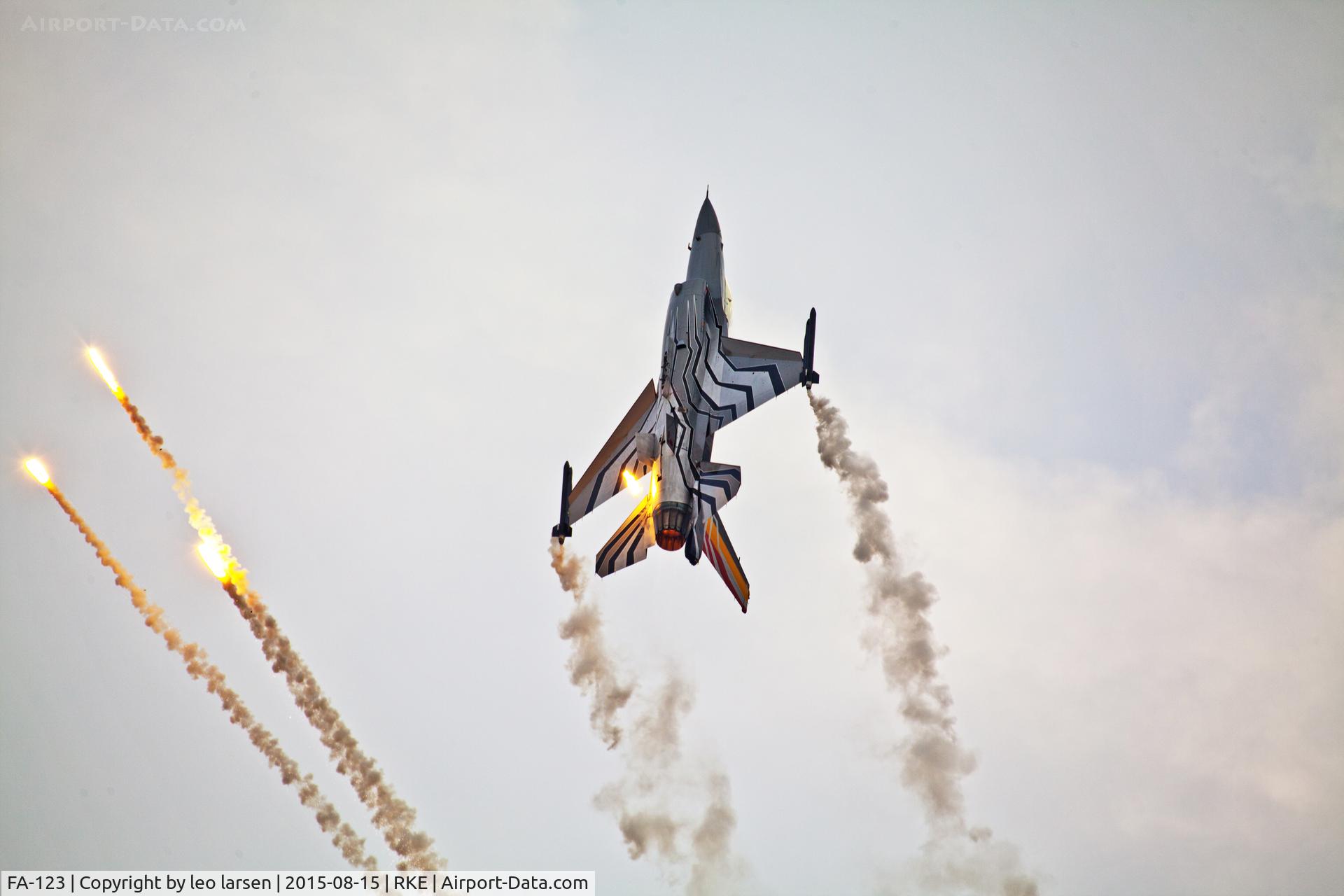 FA-123, SABCA F-16AM Fighting Falcon C/N 6H-123, Roskilde Air Show 15.8.2015