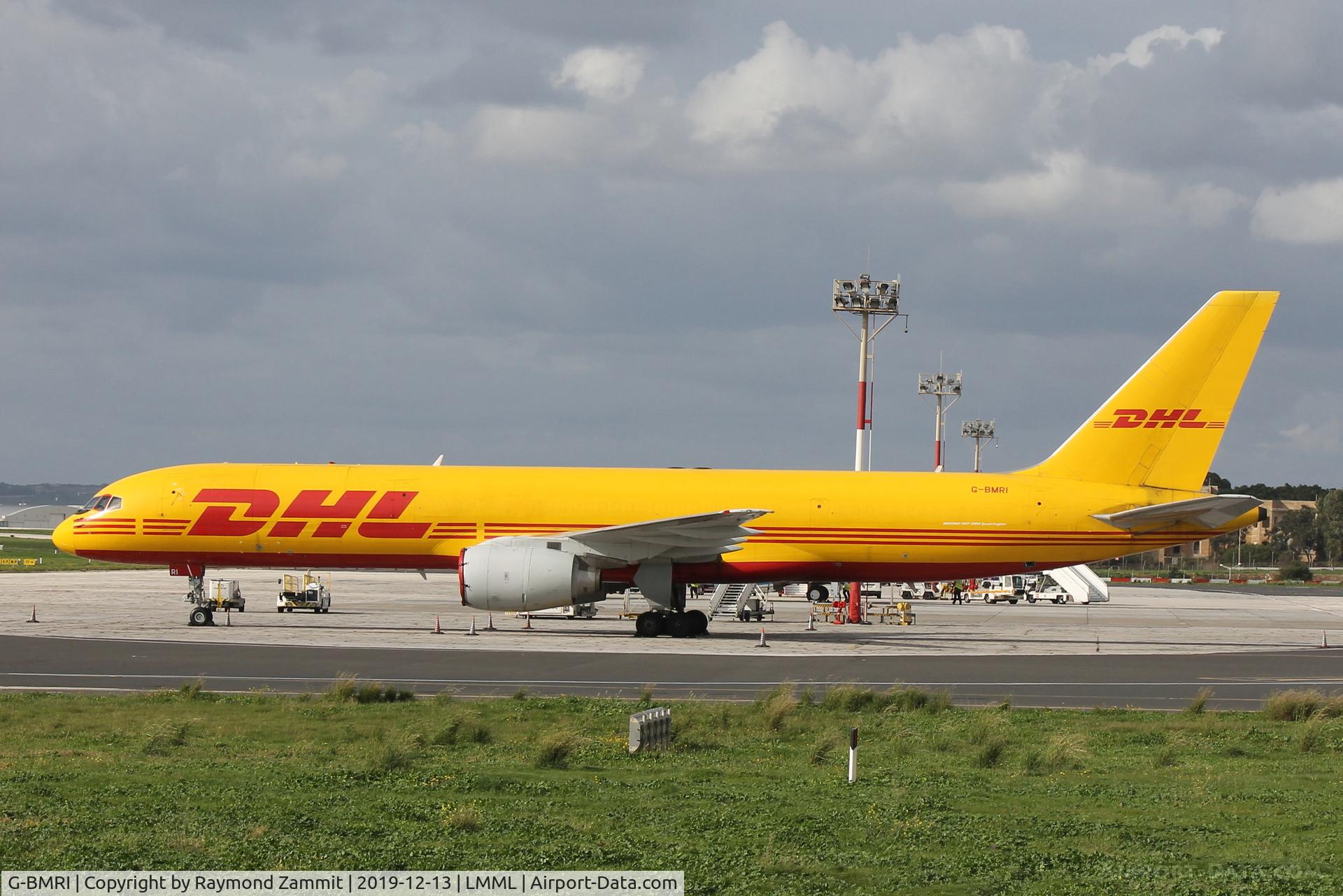 G-BMRI, 1989 Boeing 757-236/SF C/N 24267, B757 G-BMRI DHL