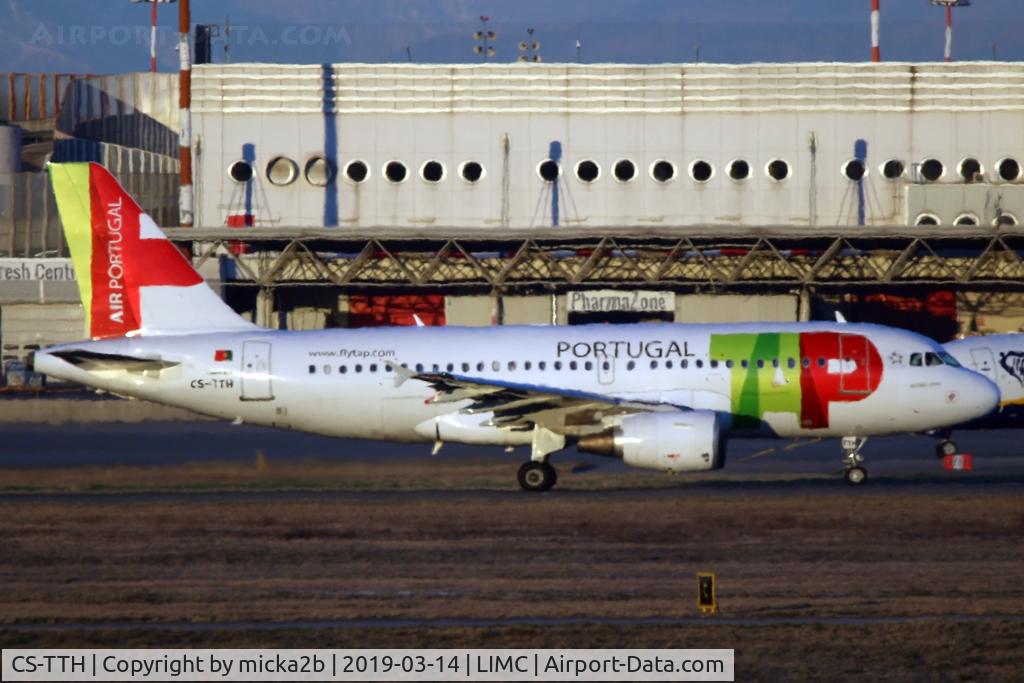 CS-TTH, 1998 Airbus A319-111 C/N 917, Taxiing
