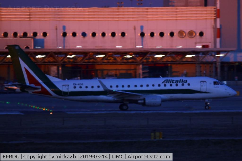 EI-RDG, 2012 Embraer 175LR (ERJ-170-200LR) C/N 17000338, Taxiing