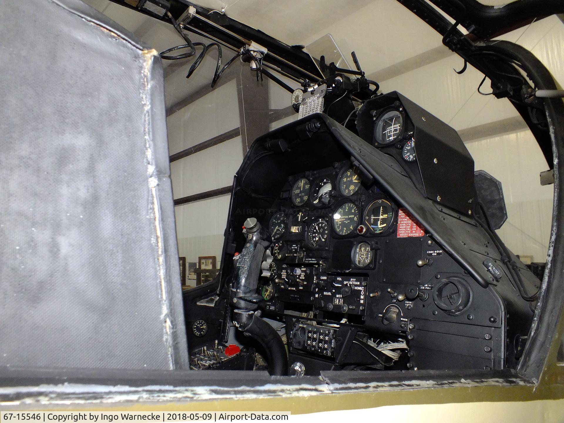 67-15546, 1967 Bell AH-1S Cobra C/N 20210, Bell AH-1S Cobra at the Arkansas Air & Military Museum, Fayetteville AR  #c