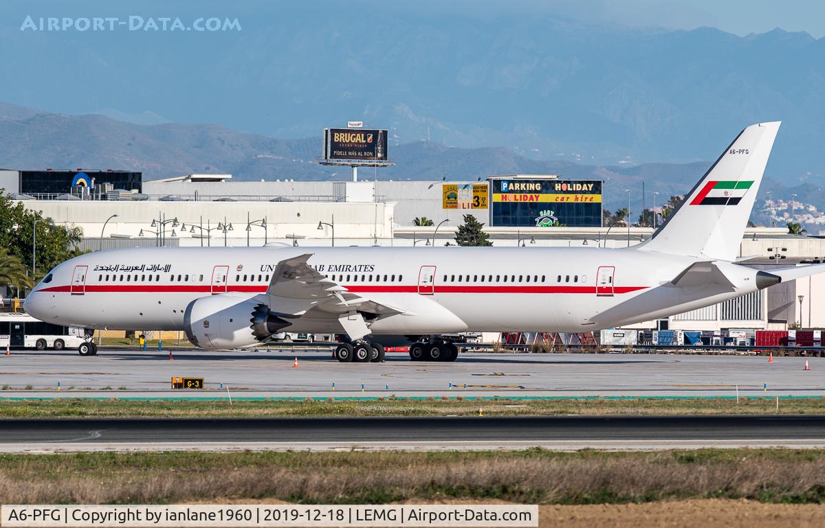 A6-PFG, 2019 Boeing 787-9 Dreamliner Dreamliner C/N 62170, On the stand at Malaga