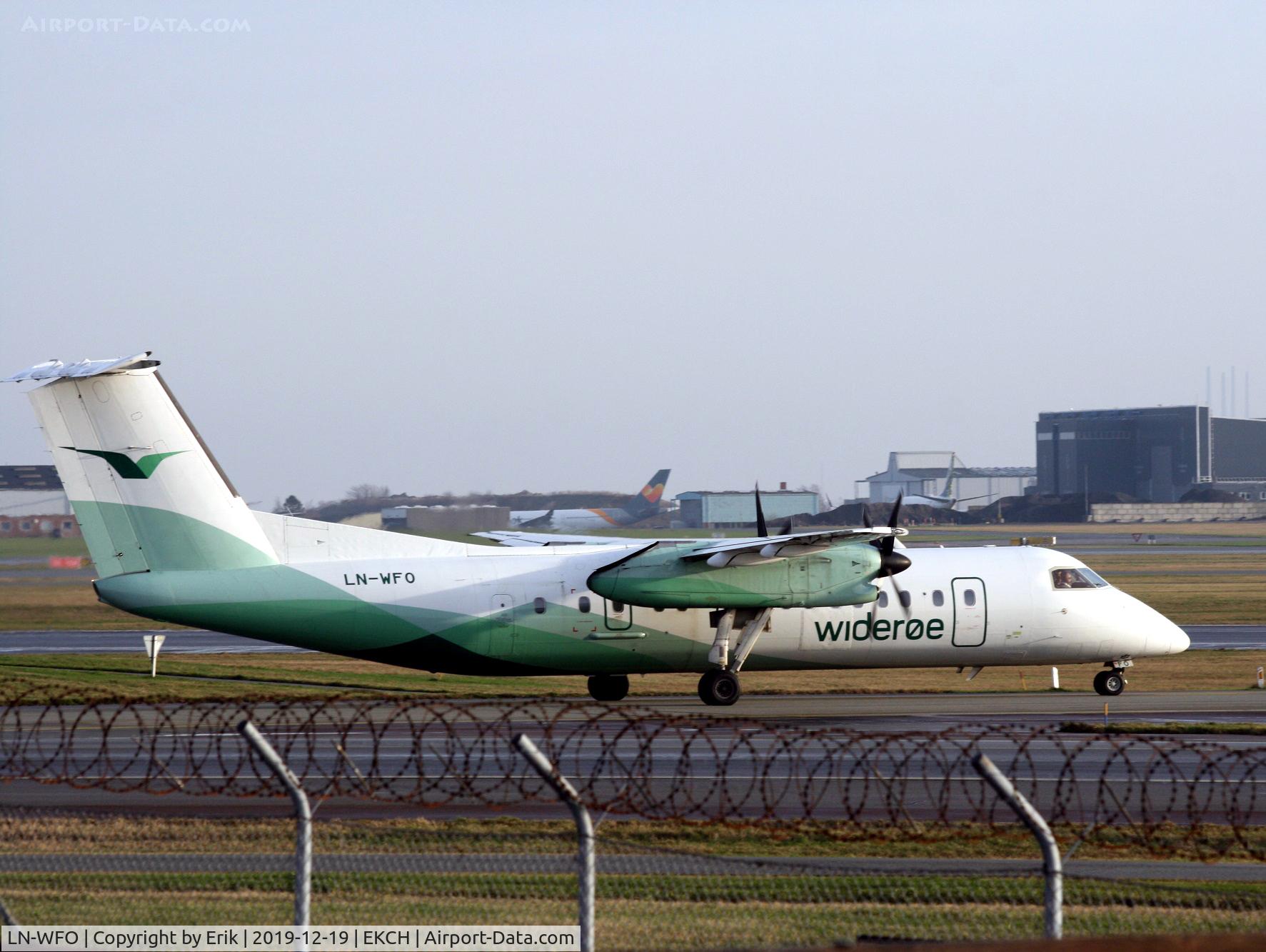 LN-WFO, 1997 De Havilland Canada DHC-8-311Q Dash 8 C/N 493, LN-WFO ready for takeoff rw 22R